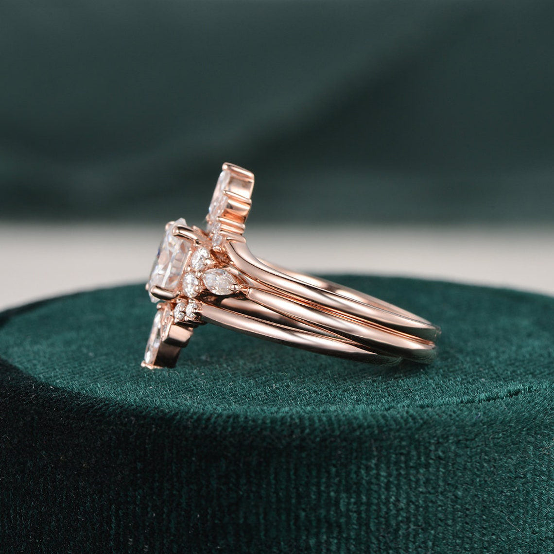 3pcs Vintage Style Bridal Ring Set, Oval Cut Center Stone