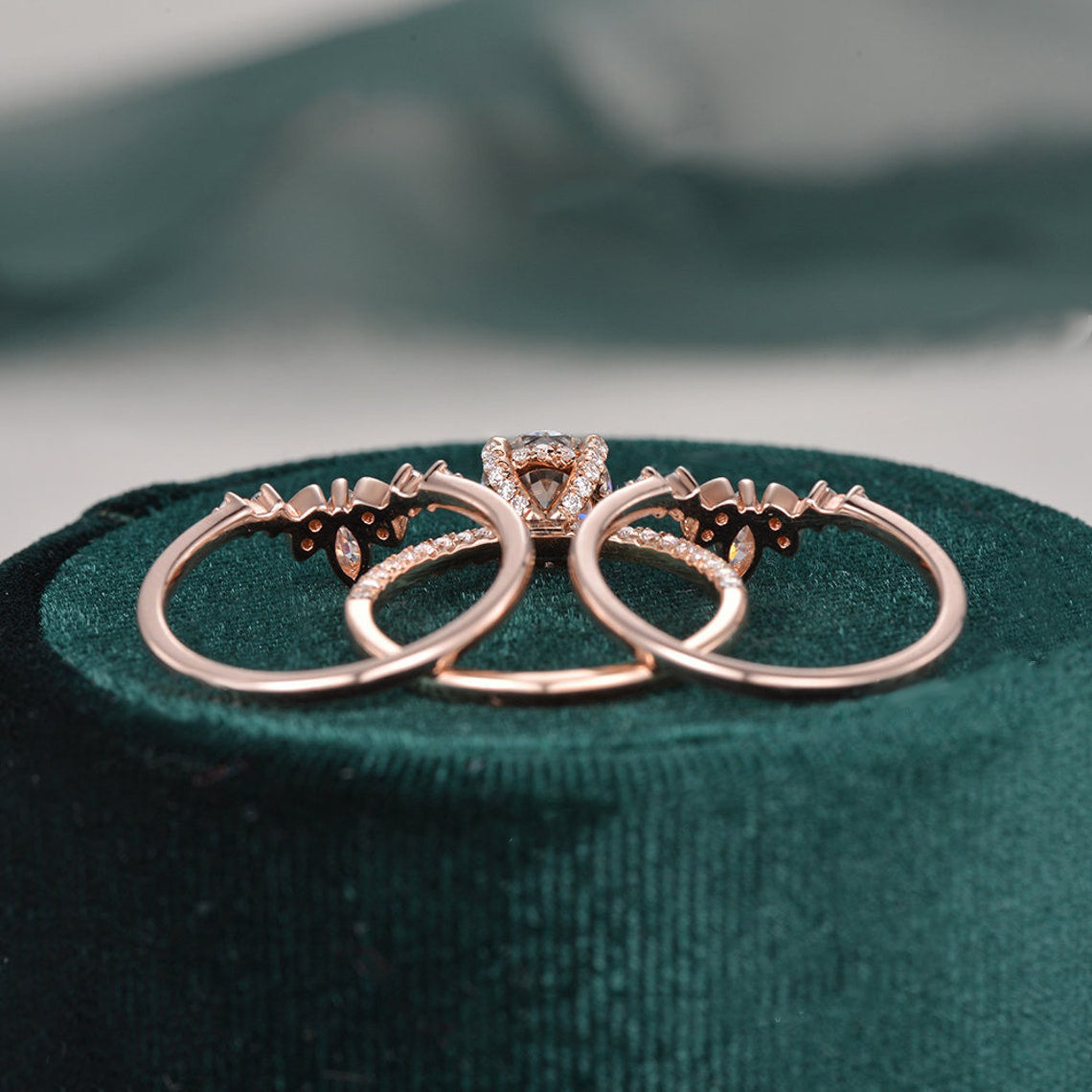 3pcs Vintage Style Bridal Ring Set, Round Cut Center Stone
