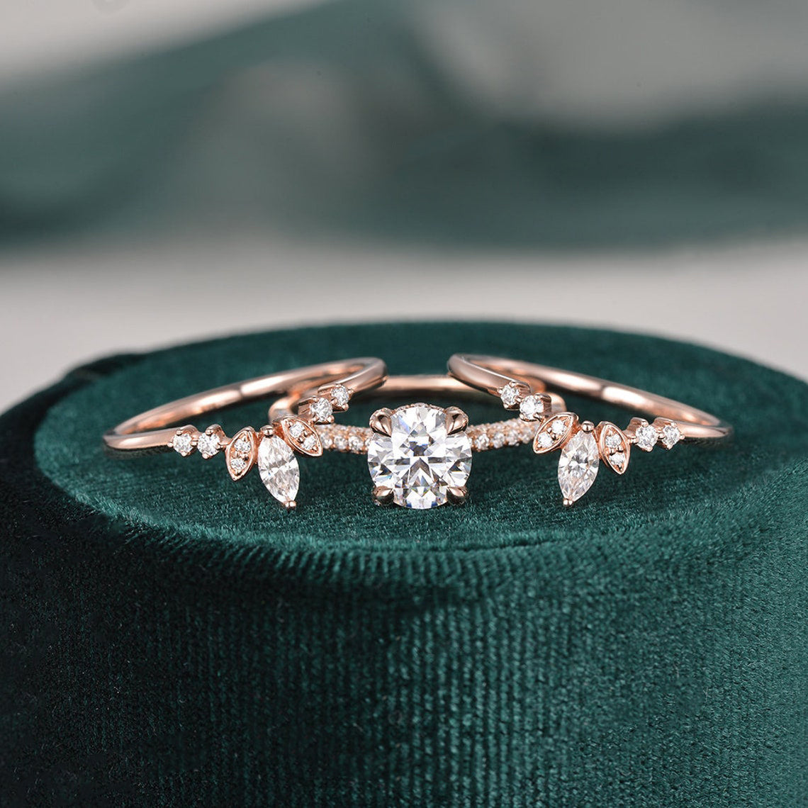 3pcs Vintage Style Bridal Ring Set, Round Cut Center Stone