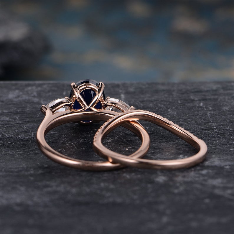 Blue Sapphire Bridal Ring Set, Oval Cut