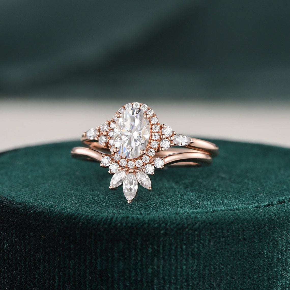 Bridal Ring Set, Oval Cut Center Stone