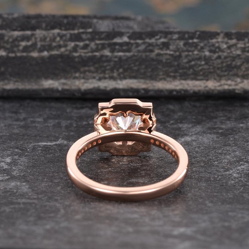 Round Cut Lab Diamond, Vintage Style Halo