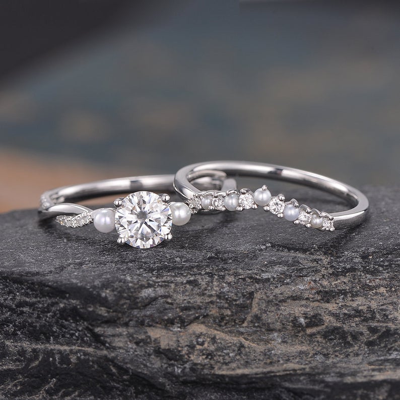 Round Cut Lab Diamond and Silver Pearl Ring set