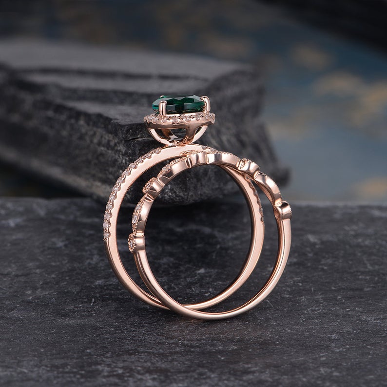 Vintage Inspired Emerald Bridal Ring Set