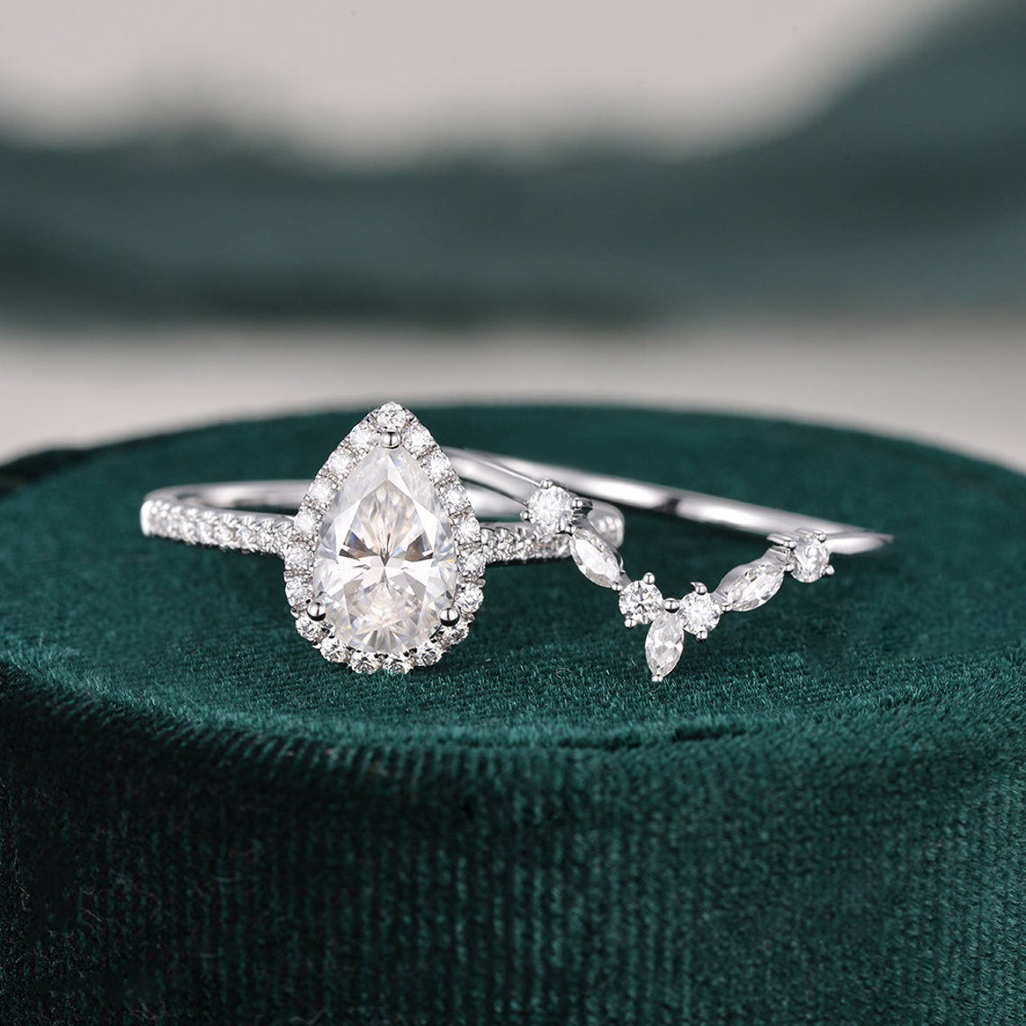Vintage Style Bridal Ring Set, Pear Cut Center Stone