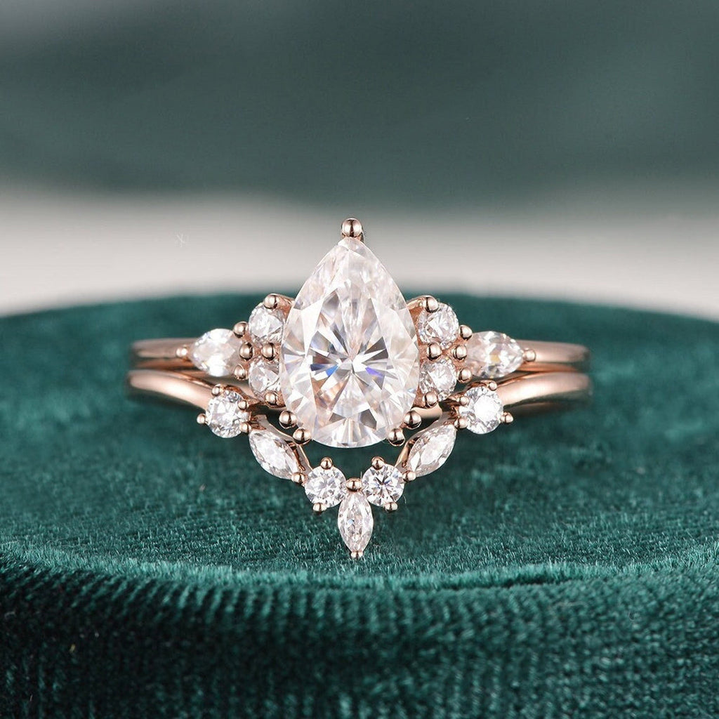 Vintage Style Bridal Ring Set, Pear Cut Center Stone