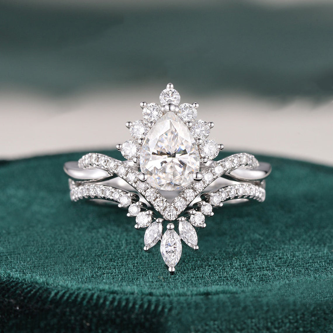 Vintage Style Bridal Ring Set, Pear Cut Center Stone