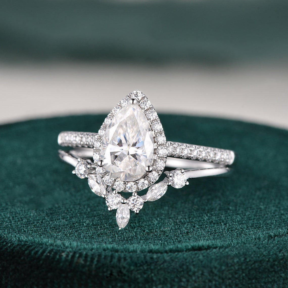 Vintage Style Bridal Ring Set, Pear Cut Center Stone