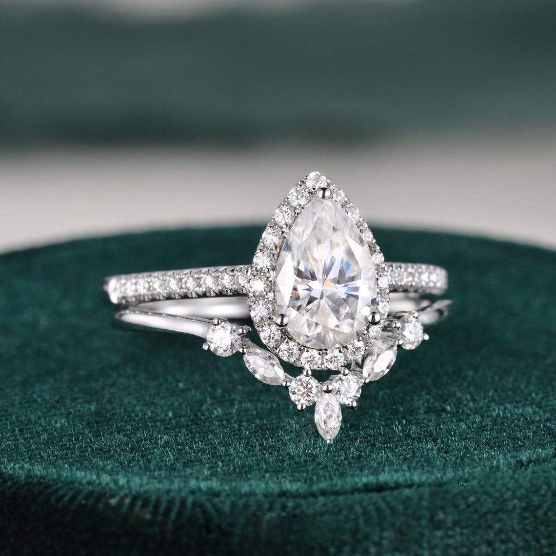 Vintage Style Bridal Ring Set, Pear Cut Center Stone
