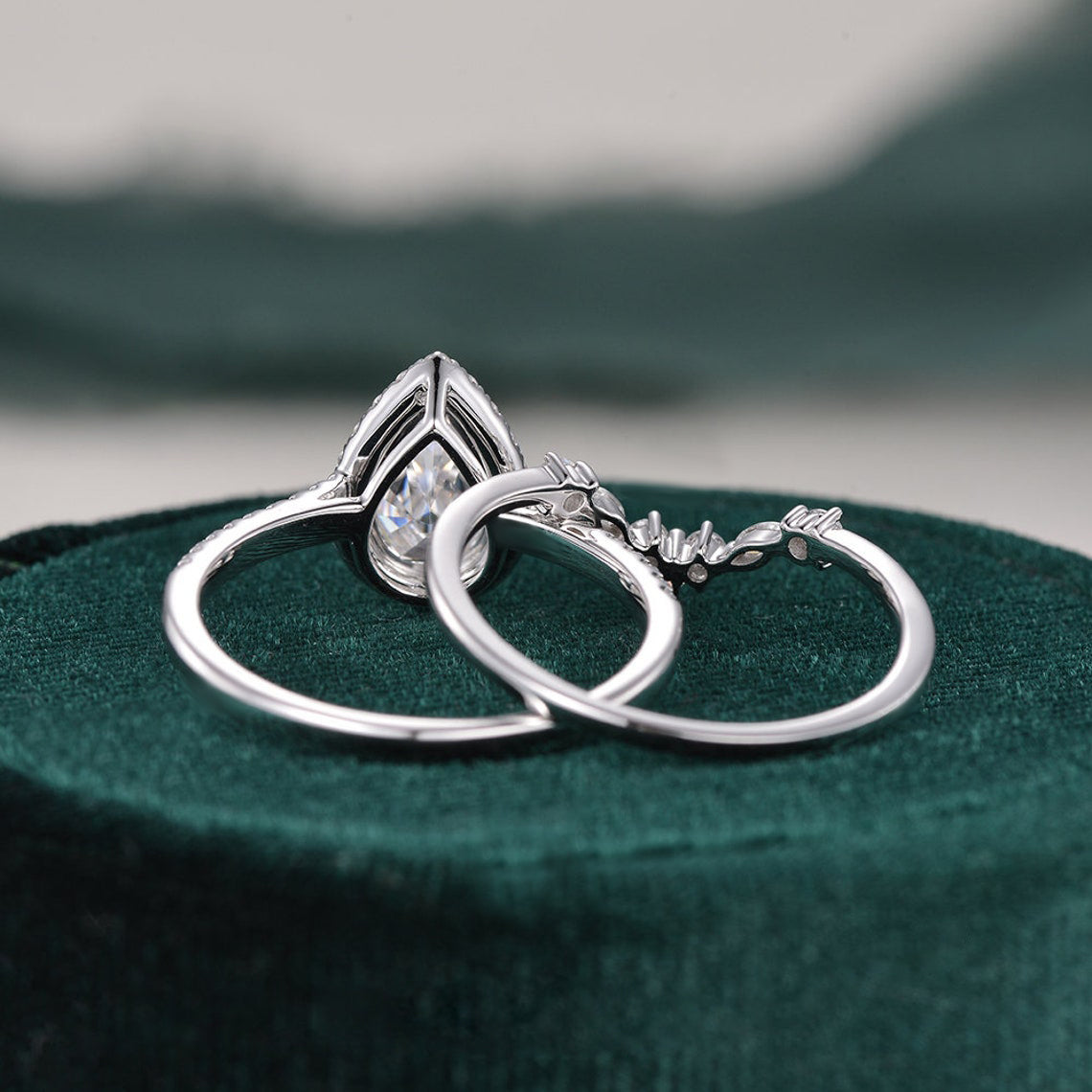 Vintage Style Bridal Ring Set, Pear Cut Center Stone